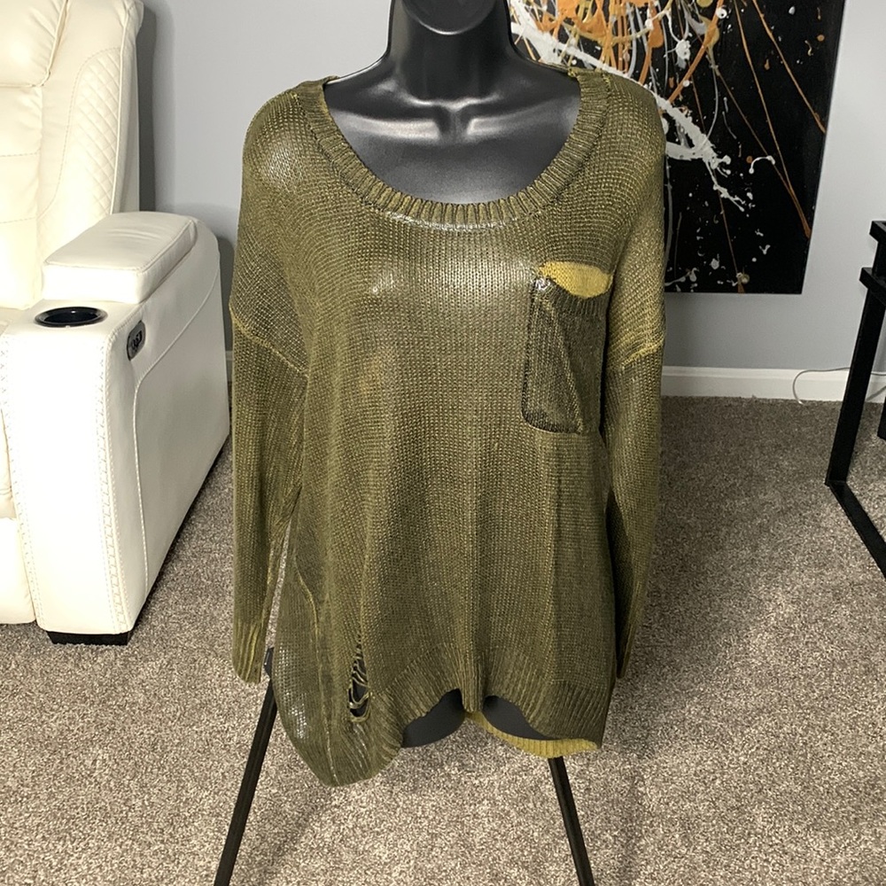 Distress Oversize Sweater can fit L or XL